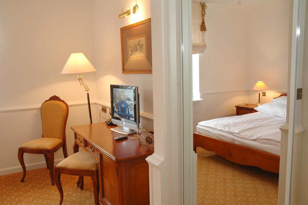 Hotel Szrenicowy Dwor 斯克拉斯卡波伦巴 客房 照片