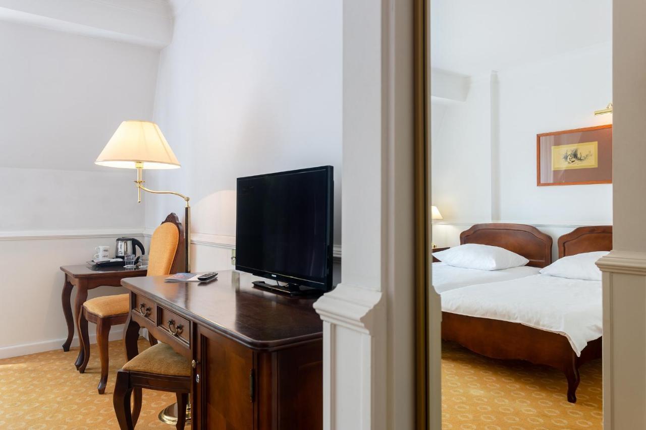 Hotel Szrenicowy Dwor 斯克拉斯卡波伦巴 外观 照片